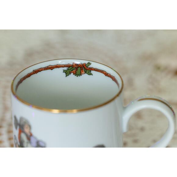 Fitz and Floyd Deck the Halls Mugs - Set of 2 | Vintage Christmas Coffee Cups - Picture 8 of 10